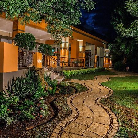 Home Guesthouse Рустенбург Екстериор снимка