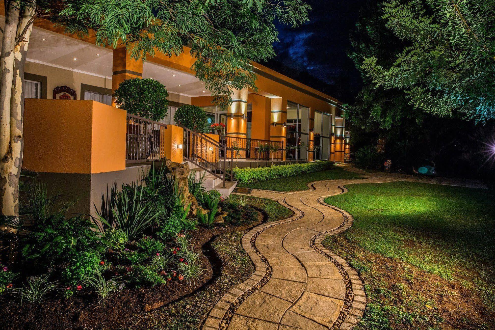 Home Guesthouse Рустенбург Екстериор снимка
